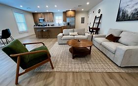 Montgomery Modern Luxury Stays
